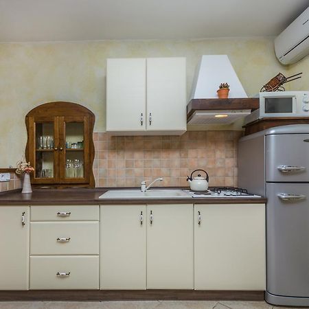 Apartment Velenik D&I Пореч Екстериор снимка