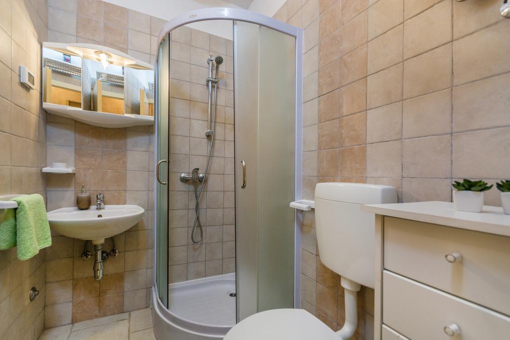 Apartment Velenik D&I Пореч Екстериор снимка